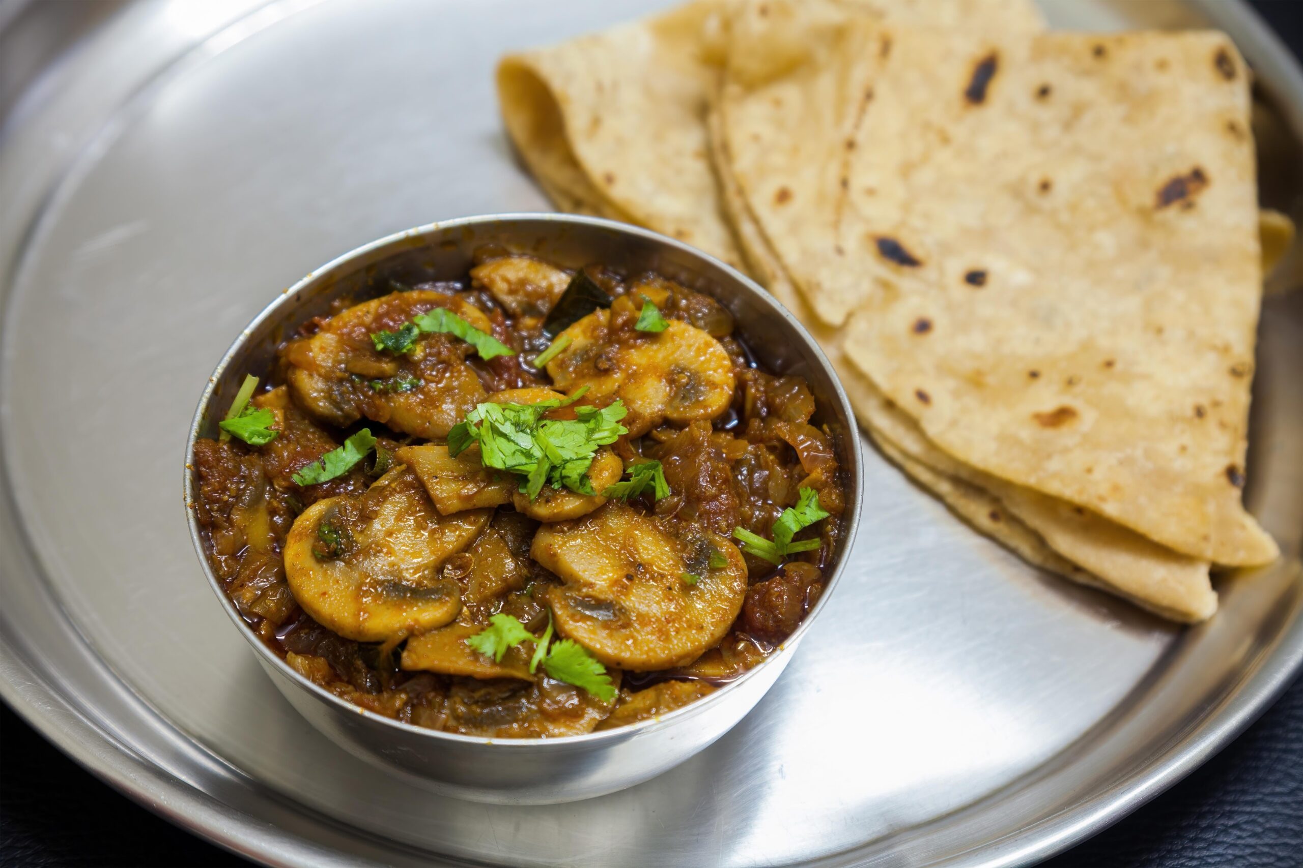 Mushroom Do Pyaza – Double Onion Mushroom Curry | Mystic India Panama