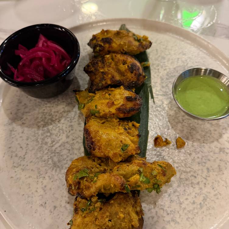 Fine dining Indian cuisine experience at Mystic India Panama in Panama City